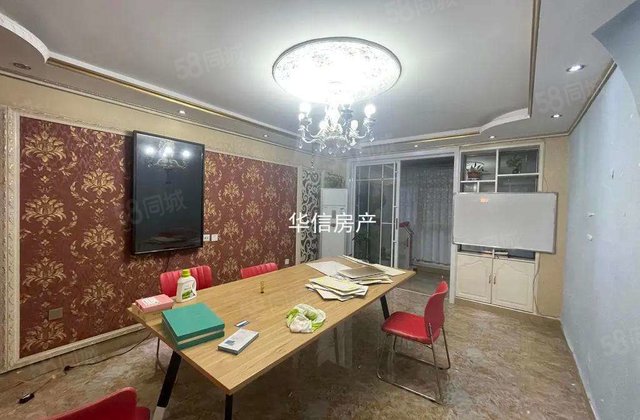 三叶草，双阳台，欧景丽都，带双车库，有储藏室，免大税，可按揭