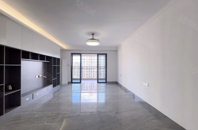 名门世家4室2厅141㎡128万二手房图片