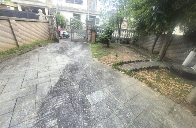 万福花园6室3厅300㎡320万二手房图片