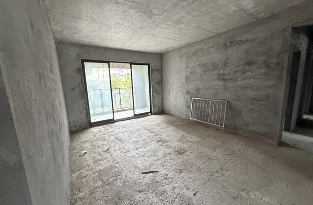 鹭州学府4室2厅139㎡119万二手房图片