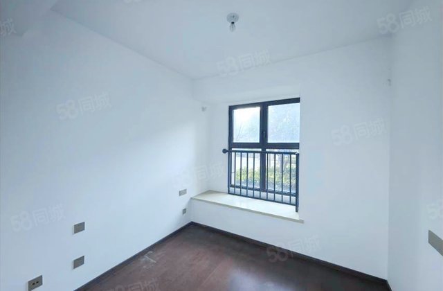 铂悦天境3室2厅120㎡153.8万二手房图片