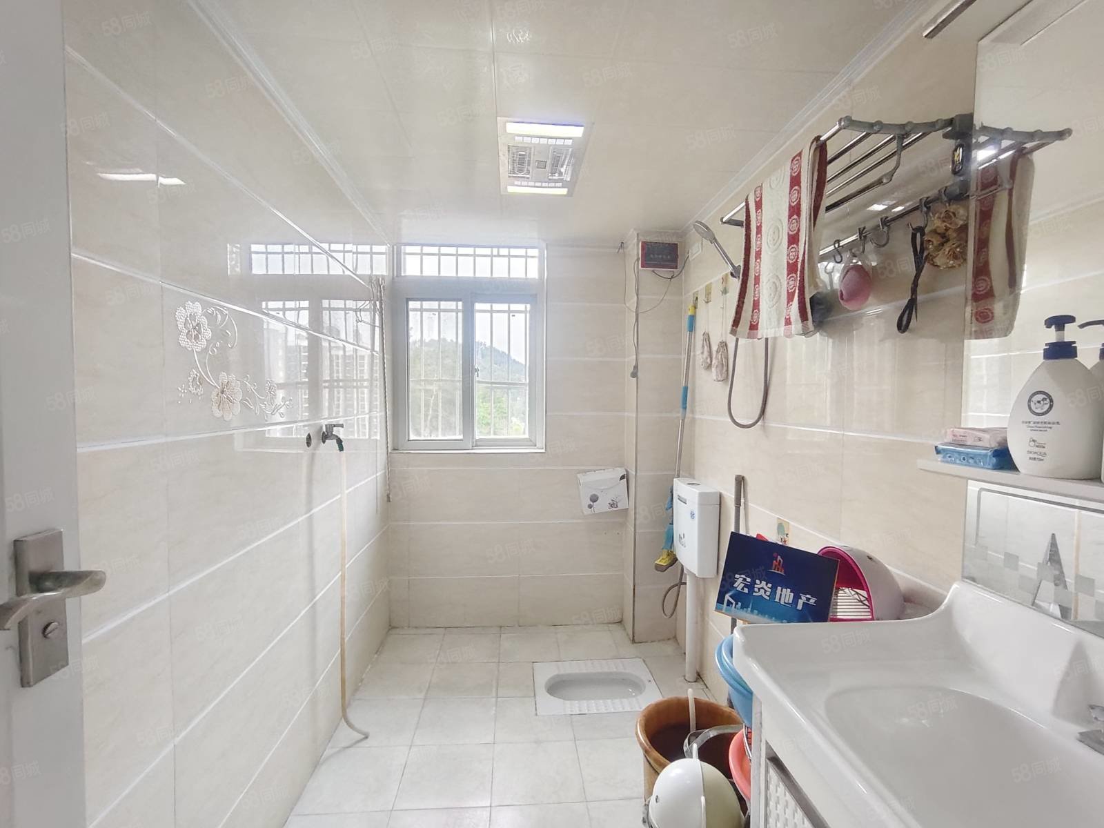 西城明珠4室2厅1卫119.5㎡南北46.8万