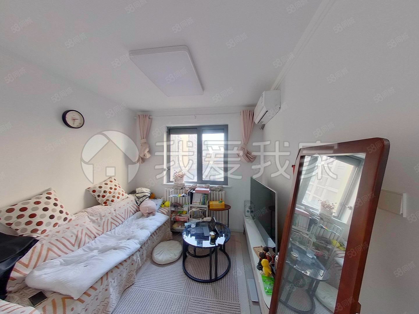 晏河灣(9號地塊)1室1廳1衛(wèi)56.4㎡東西230萬