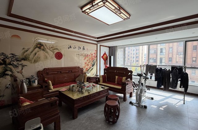 万合臻园3室2厅157㎡80.8万二手房图片