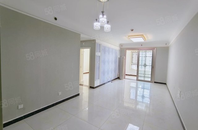 东苑莲湖湾 昌润莲城精装两室两厅 免大税带储