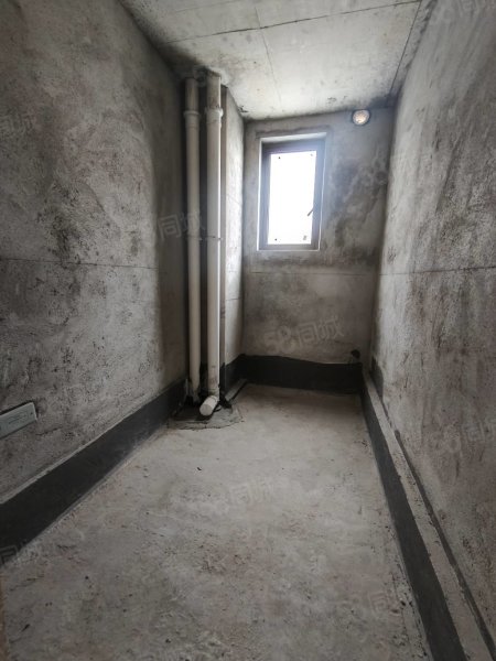 阳光城檀府4室2厅2卫128㎡南北108万