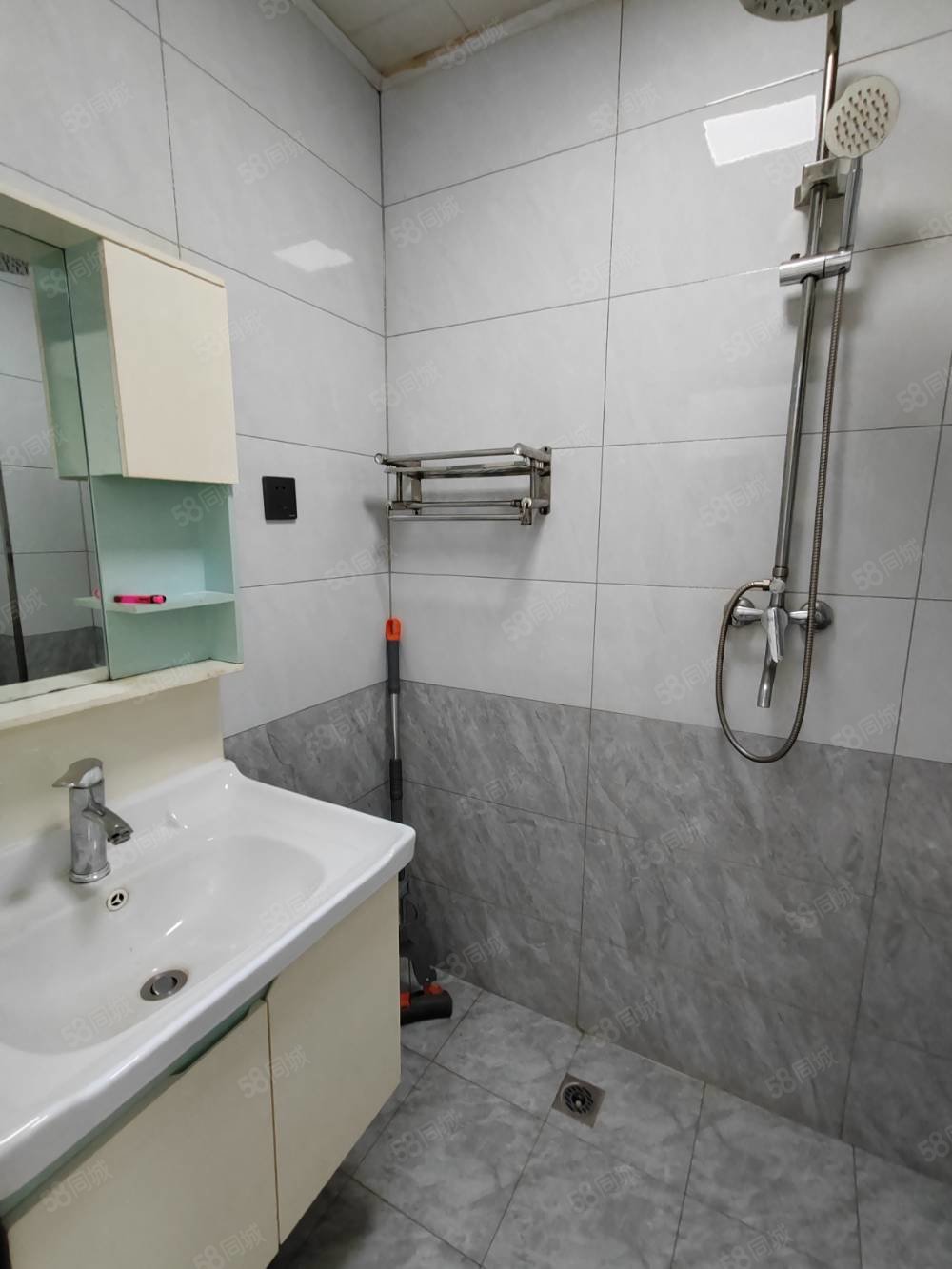 北龙小区(西安)1室1厅1卫41㎡南9.98万