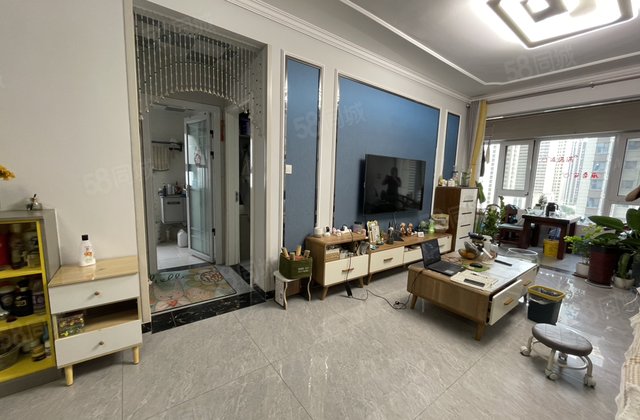 荣盛锦绣学府，108平110万，免大税送储藏室
