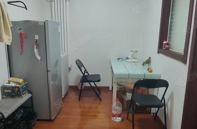 华威西里1室1厅44.3㎡179万二手房图片