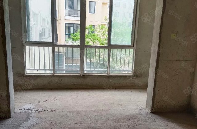 万达花苑一期3室2厅115.21㎡58万二手房图片