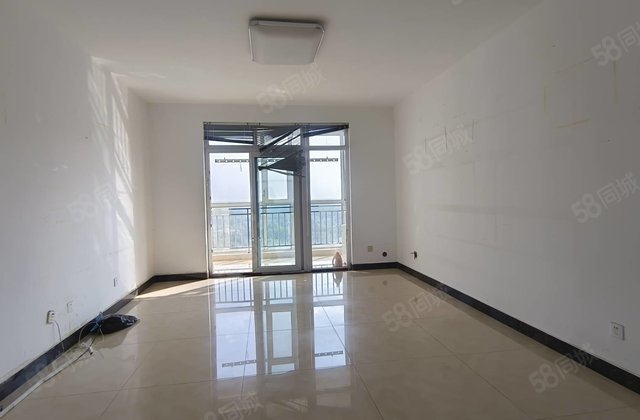 文轩 外国语  西安交大观景房  四室两厅两卫 有车位储藏室