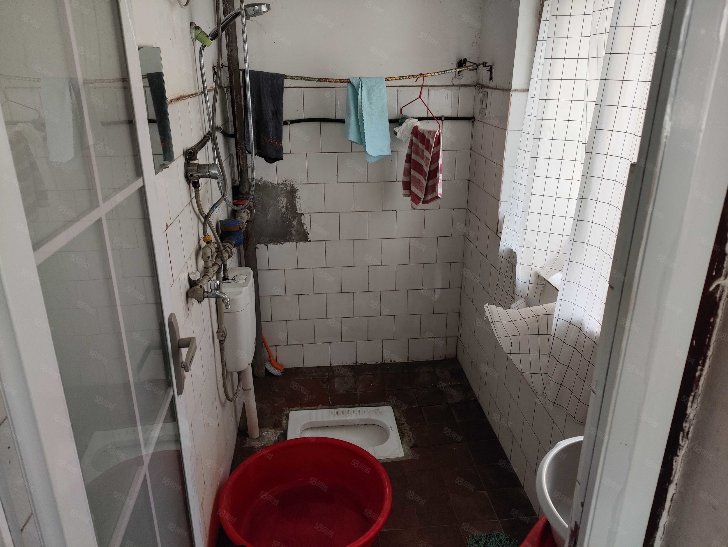 锦华苑3室1厅1卫67.06㎡东西28.8万