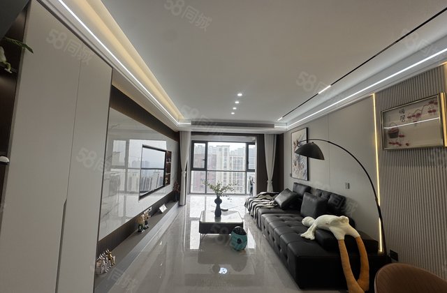 春天嘉苑(二期)3室2厅128㎡56.6万二手房图片