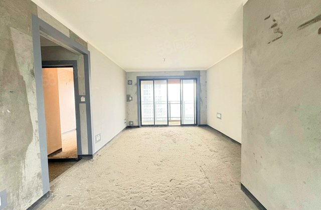融创御府4室2厅112.75㎡163万二手房图片