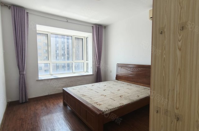 民生凤凰城8号院 楼层好 次新房 刚需小三居 产权清晰 双卫