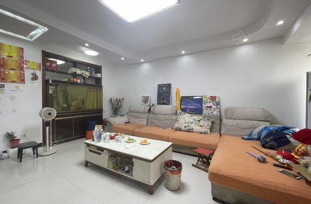 伟业中华御苑 医疗配套成熟 高楼层采光充足 交通便捷