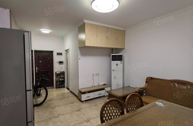 富世广场2室1厅85.76㎡95万二手房图片