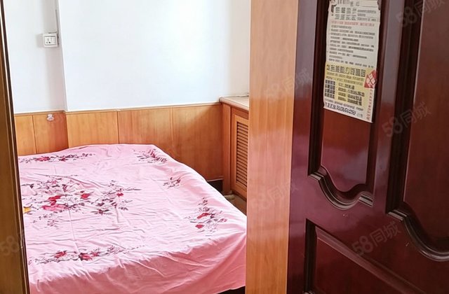 讷河铁路综合楼4室1厅86.17㎡28万二手房图片