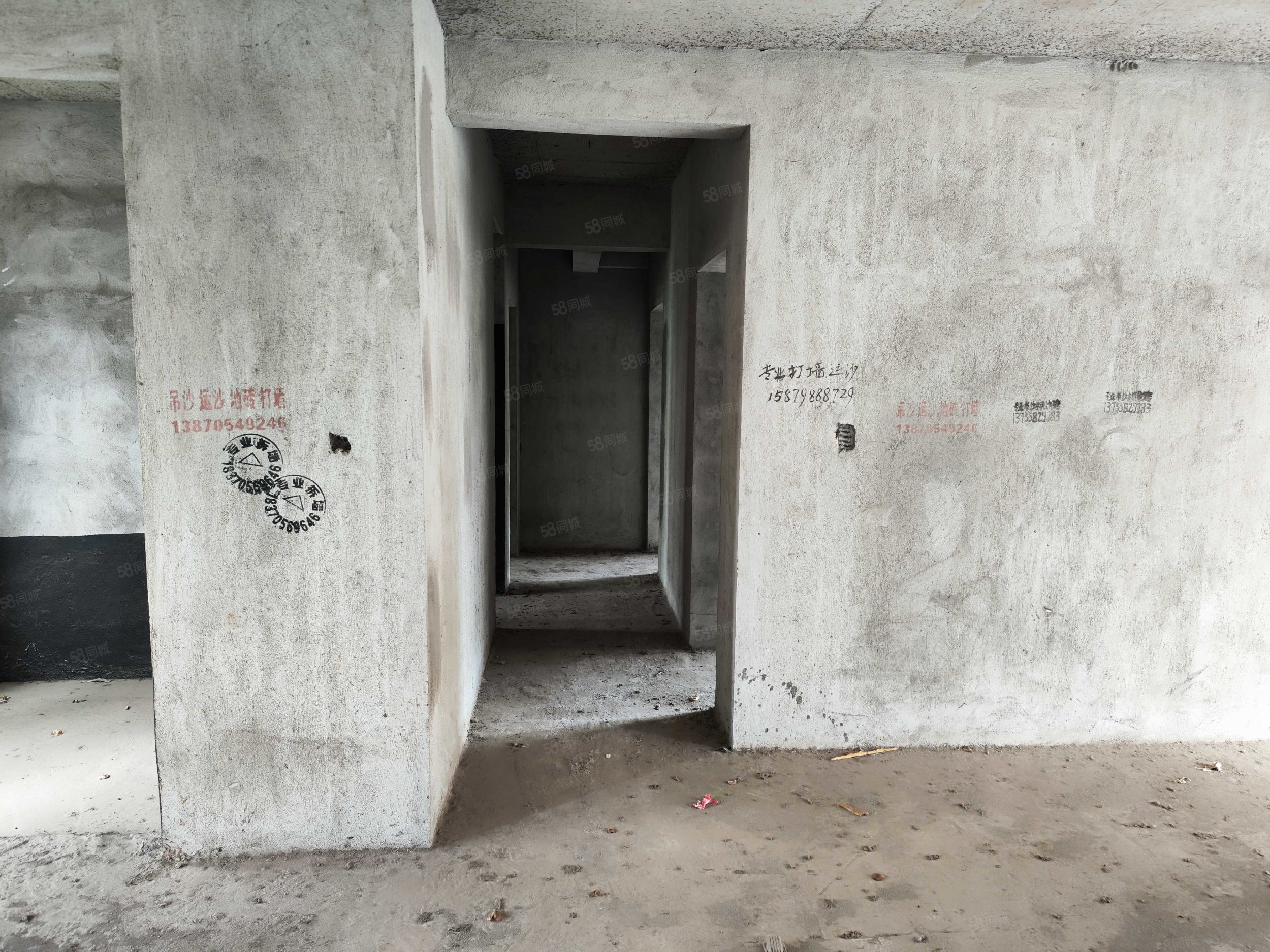 九天丽景3室2厅2卫117㎡南66.66万