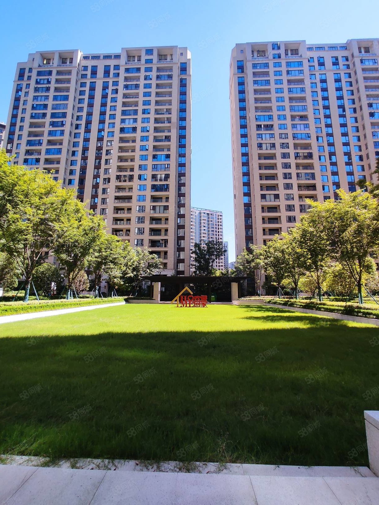 元垄尚都会4室2厅3卫142㎡南北326万