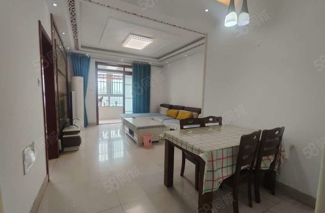 万达附近 精装 三室 总价54.8万