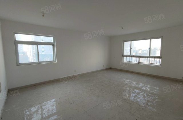 新房未住 万达北 正规商品！周公河花园中层三室带车位储免大税