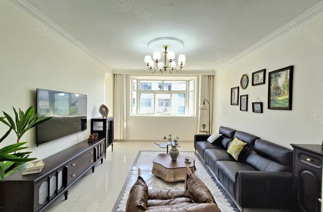 免大税！文轩片区 凤凰新城 精装修三室两厅，停车方便，双阳台