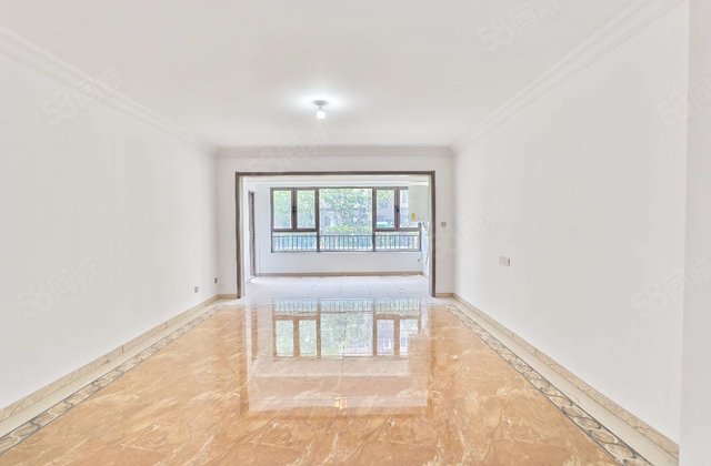 急售 国岳府 洋房1楼带院 新房未住 赠2个车位储藏室