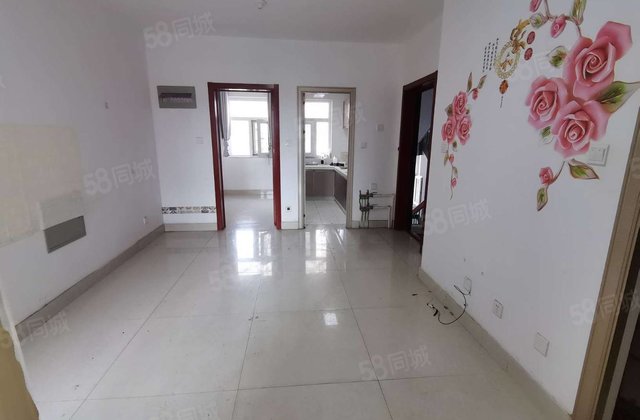 人民公园附近,过渡房,30多万,两室中间楼层豆营小区中央丽都