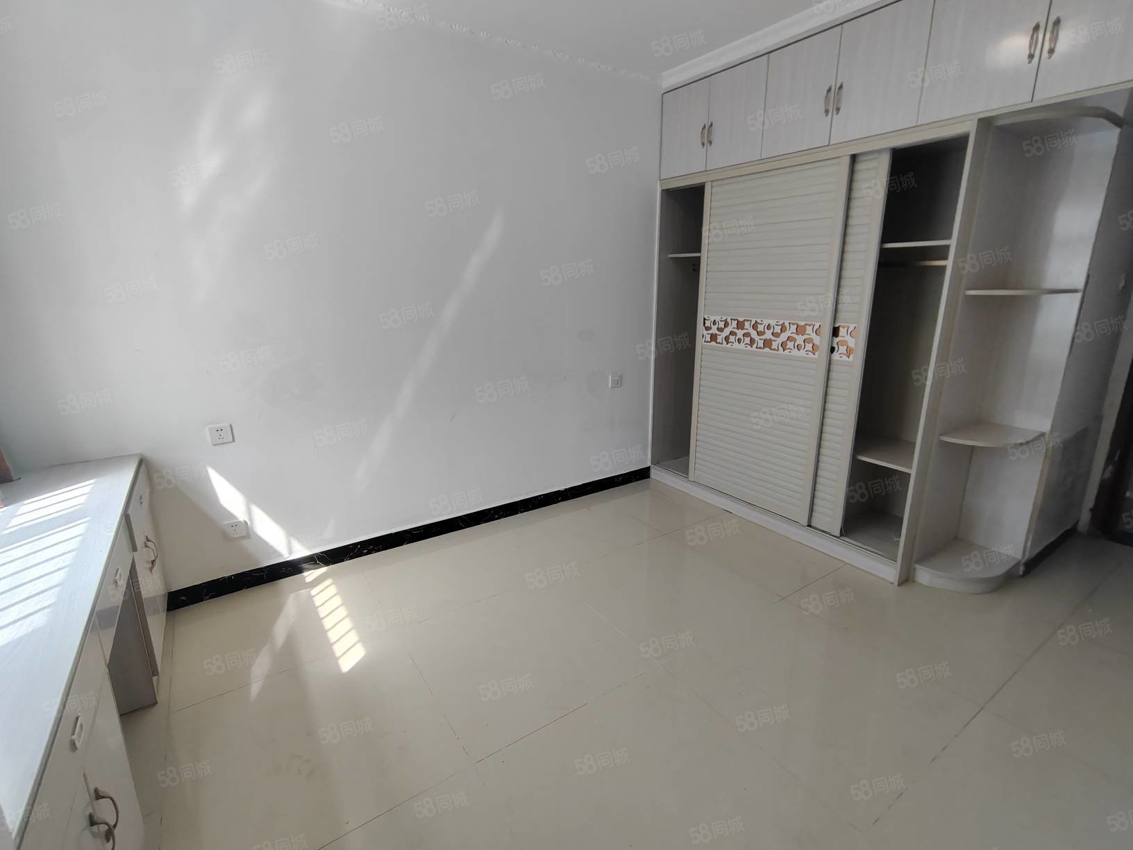 建投药都蓝湾2室2厅1卫90㎡南北42万