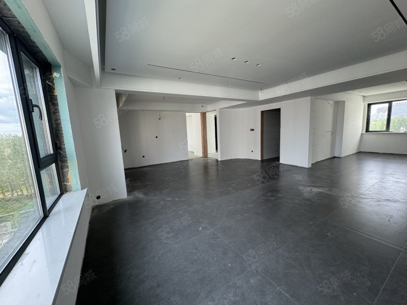 天盛花园,188平米三室两卫,125万硬装完成.