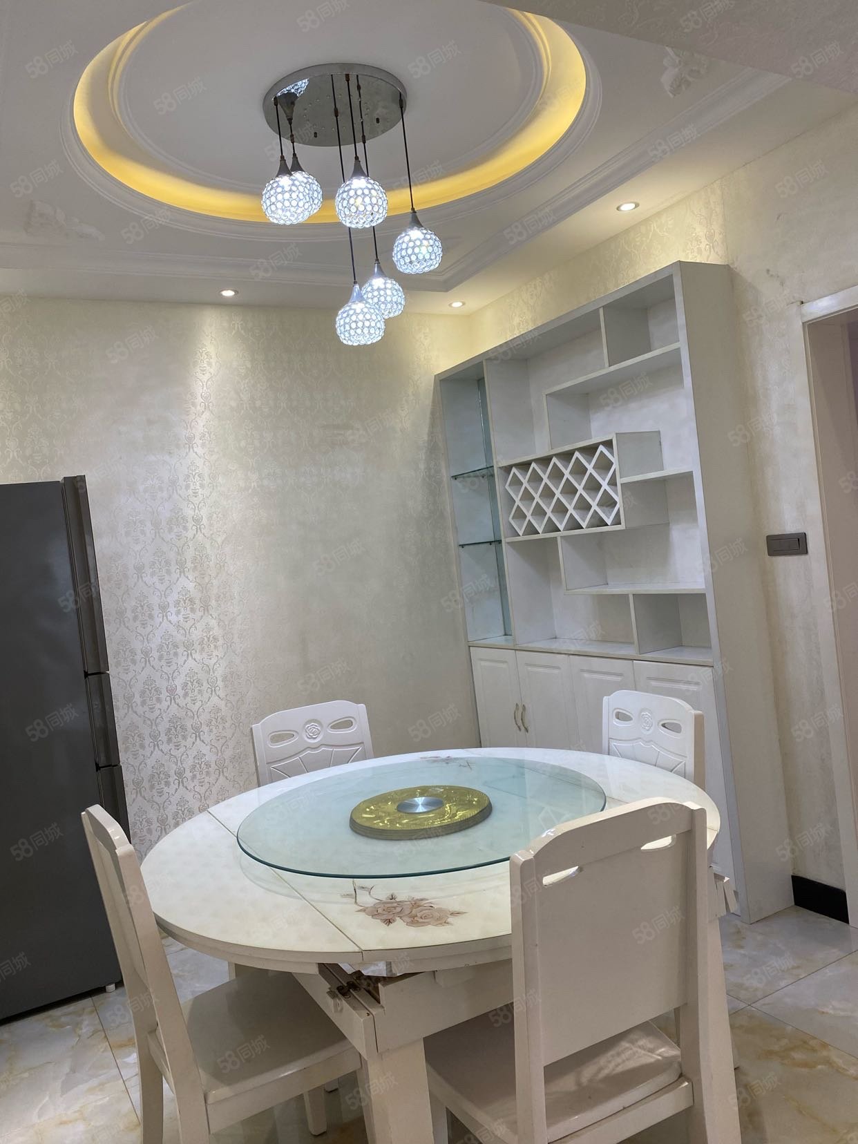 东方国际园3室2厅1卫102㎡南北46.8万