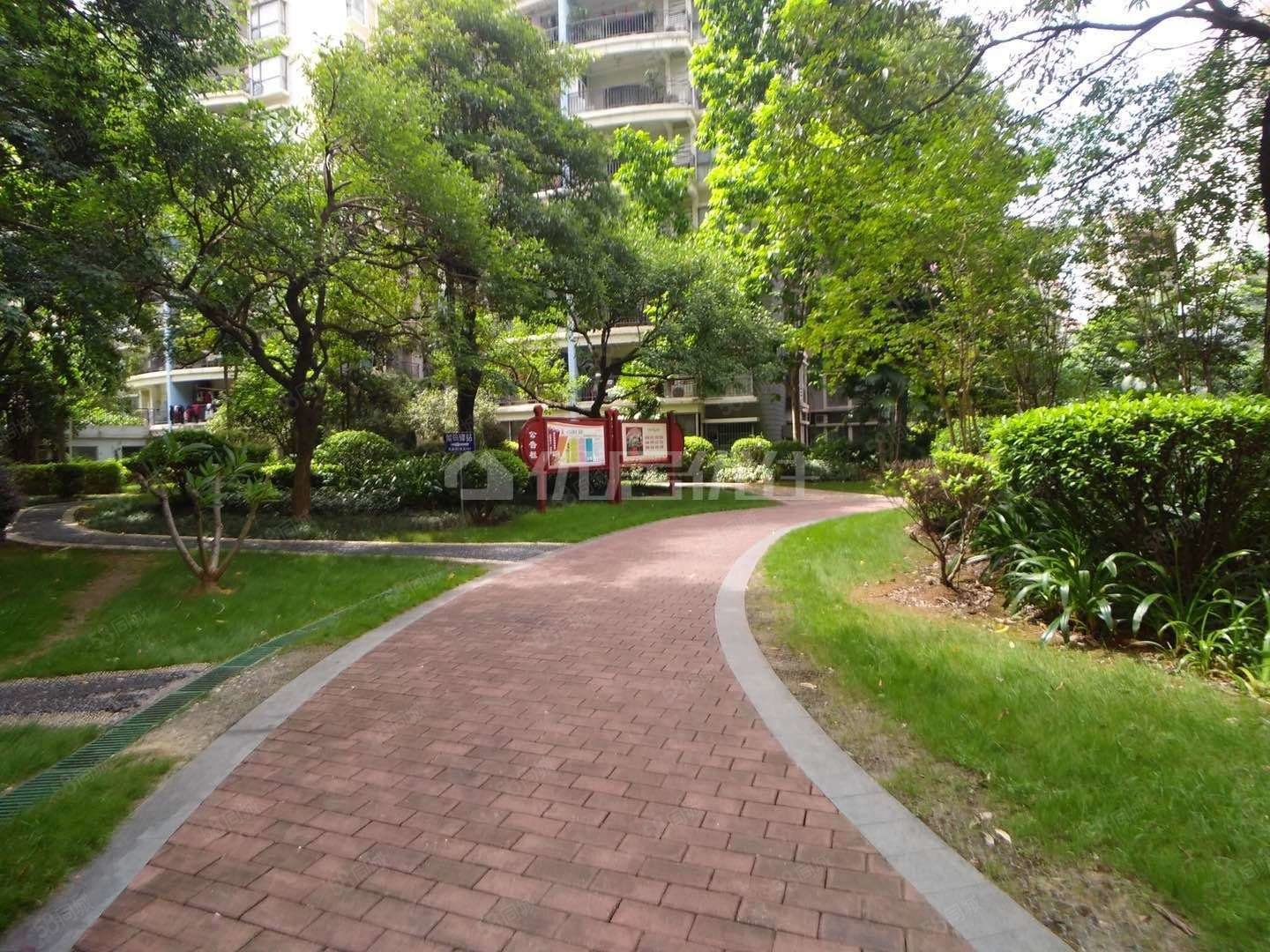 真实价格保利凤翔花园 读双凤翔主校200万3房中高层采光极好