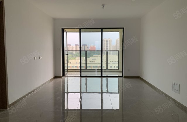 城市玖玺北区,带车储,出门  实验,区政府旁,三叶草户型！