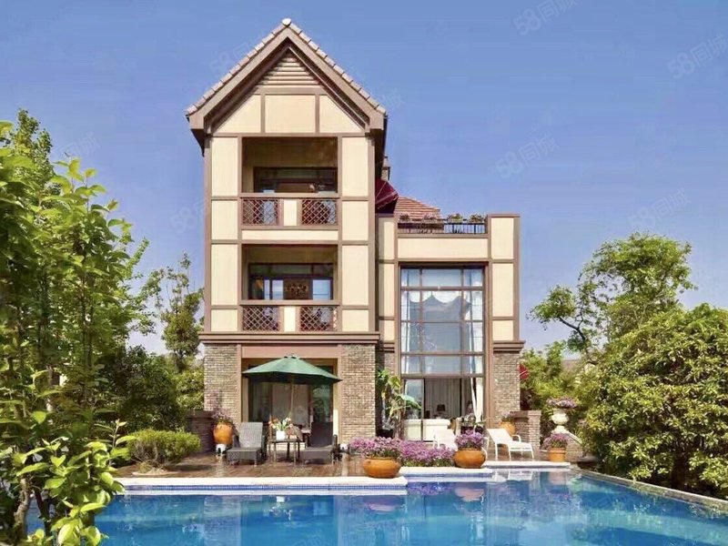 买双拼房就选他富力湾双拼大4房,双花园200,可做大阁楼