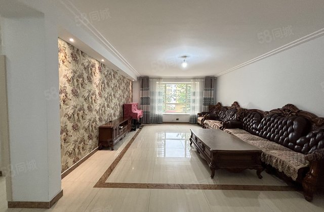 首府A区3室2厅162.02㎡179.8万二手房图片