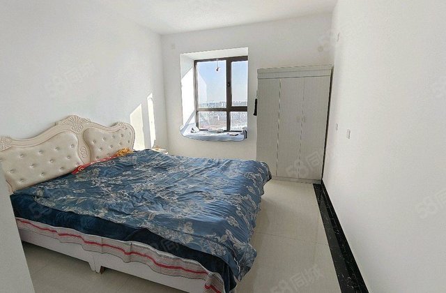 公园东临  孟达中央帝景  诚意出售  看房方便