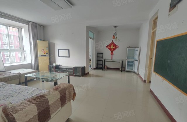 急售!紧邻七中!三室朝阳!双卫!大阳台!随时看房!