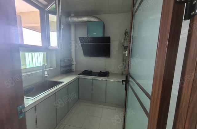 明康文馨园24楼，新一中，外国语，一校三馆，带车储。