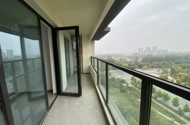 真实在售 边户 南北通透 城市玖玺 三室双卫带车位奥森花园