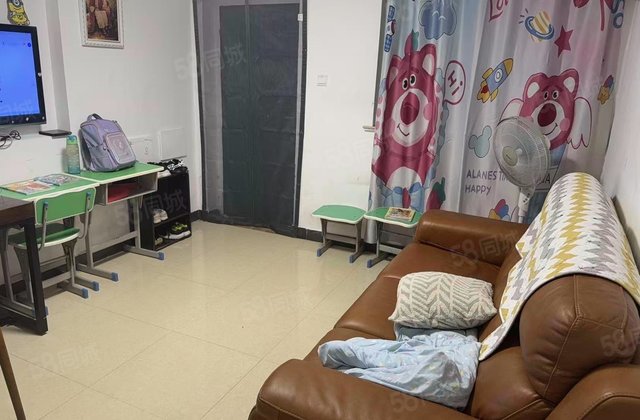 隐学山庄3室2厅111.66㎡180万二手房图片