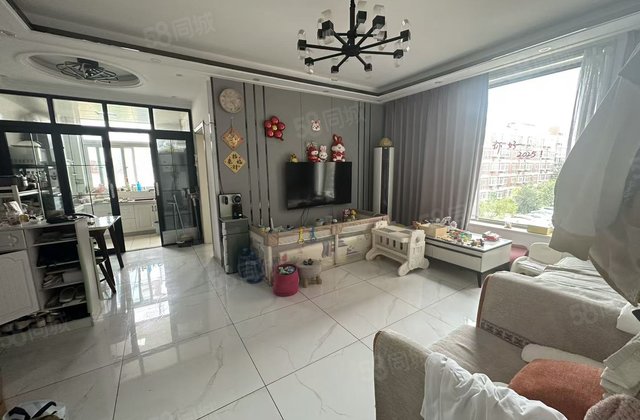 万达附近 五中水城精装桐凤家园可按揭房东急售