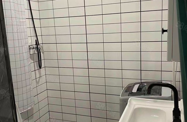 世纪鸿源2室1厅122.62㎡96万二手房图片