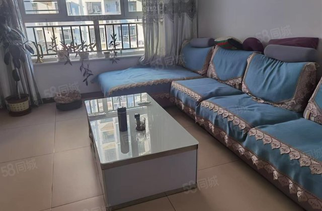 大元首府2室1厅98㎡85万二手房图片