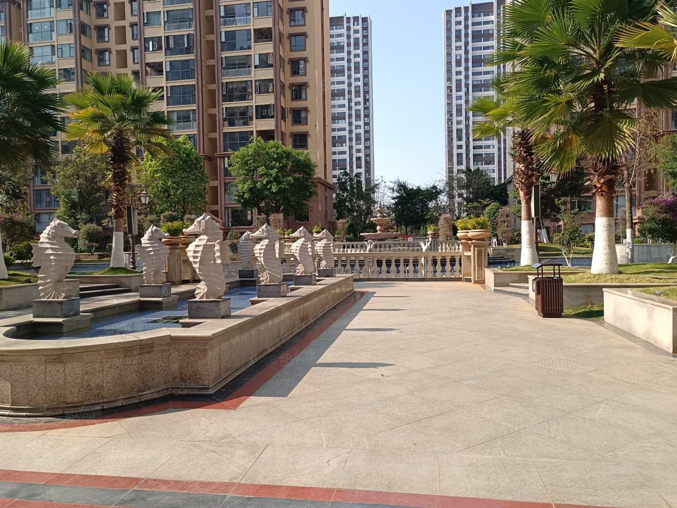 塞纳公馆伯爵4室2厅2卫150㎡南97万