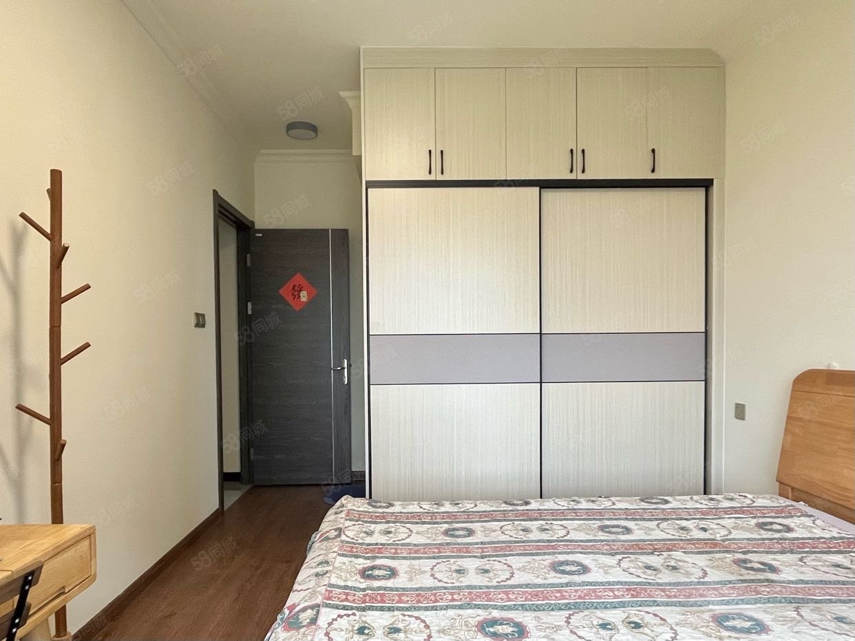 碧桂园江山樾3室2厅2卫107㎡南64万