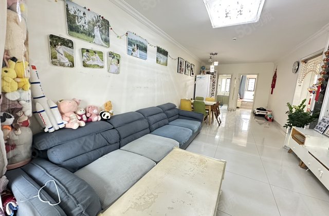 阿卡六期南区 经典大客厅户型 中间楼层 带车位地下室 急售