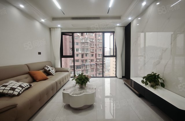 青龙湾御府3室2厅105㎡51万二手房图片