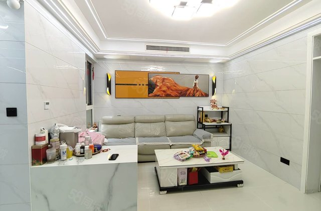 财富城 东昌丽都 精装三室 带车位地下室 免大税 看房方便