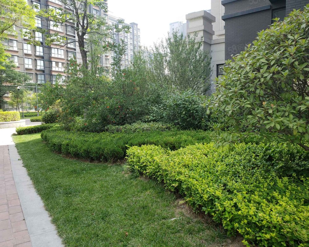 长庆湖滨花园二期绕城高速以外